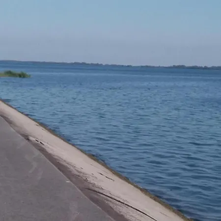 In With Scenic Terrace *